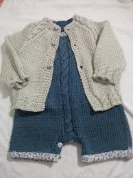 Maglia gratis gilet a maglia tricot facile abiti all'uncinetto. Tricotting Blog Tricotting Handmade Knitwear