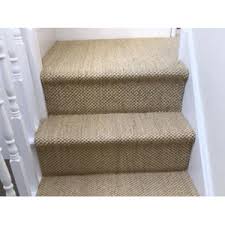 Karpet lantai adalah tekstil penutup lantai yang digunakan sebagai alas duduk, alas furniture, alas tidur, atau sebagai pelengkap mempercantik rumah. Jual Karpet Tangga Banyak Pilihan Polos Dan Motif Toko Serba Interior Jakarta Indotrading