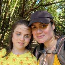 Joanna Couch's Instagram, Twitter & Facebook