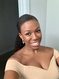 How do navy recruits make phone calls during training?