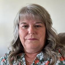 2012 equinox (used shaped) $2000.00 o.b.o high miles posting for someone  else! call phone number for inquiries 715 650 7778