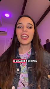 EXPLICACION:, Pasos:, 1. Poner un vaso con agua, fuera el día lunes que le  de un ratito (a la mañana esta bien) la luz de la luna 🌝, 2. A la tarde  después de las 14 (la luna es 13:55 hs argentina 🇦🇷) ...