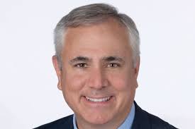 Boston University 직원, 지역, 동문