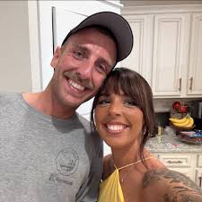 What are some favorite low-calorie mix-ins for ice cream?