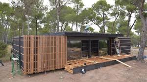 Fertighaus günstig fertighaus bungalow holzhaus bauen kleines holzhaus kleines häuschen kleines zuhause ferienhaus bauen hanlo haus 5 schlüsselfertige fertighäuser bis 100 000 euro. 26 Haus Unter 50000 Ideen Haus Haus Bauen Gunstiges Haus