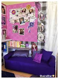 1 6 Scale Ever After High Raven Queen Doll Bedroom Diorama Handmade By Me Shairastar In 2020 Bedroom Diorama Queen Bedroom Raven Queen Doll