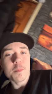 MollyBoy's first single of 2021 is out now!!!