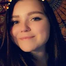 Alyssa Spires's Instagram, Twitter & Facebook