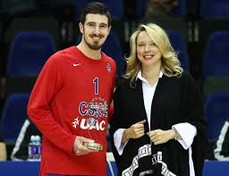 Collum (part of body connecting the head and the trunk) ( anatomy) neck (part of a bone that connects its head to its body) ( anatomy) cervix (necklike portion of any part) lap (upper legs of a seated person) synonyms: Nando De Colo Wins November Mvp Vtb United League Official Website