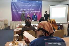 Daftar channel tv yang tersedia secara digital. Kominfo Beri Pelatihan Pemasaran Digital Mantan Pekerja Migran Cirebon Antara News Jawa Barat