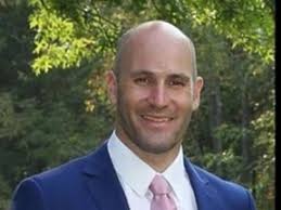 Find Trusted Real Estate Agents in 19044