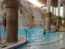 A gyulai várfürdő időseknek, fiataloknak és gyerekeknek is ideális időtöltést nyújt. Relaxare La Cateva Bai Din Ungaria Impresii La BÄƒi In Ungaria Alte Zone Amfostacolo