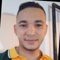 50+ perfiles de «Edinson Reyes»