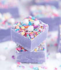Licornes Arcs En Ciel Et Paillettes Les Plus Jolis Plats Trouves Sur Pinterest Recette Caramel Idee Gateau Gateau Licorne