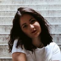 50+ perfiles de «Petrea»