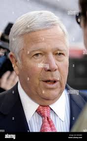 Super bowl xlii hi-res stock photography and images