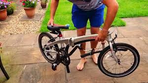 How old is my dahon. Folding And Unfolding My Dahon Vigor P9 Youtube