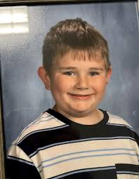 We all know about the missing girl Gabby but what some may not know is her  mother is a Patchogue Medford class of 96 graduate. Nichole Durivou (  Schmidt) please keep nichole