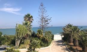 Situato a marina di modica, a 200 m dalla spiaggia di marina di modica e a 1,2 km da marina di modica, il casammare offre la connessione wifi gratuita, l'aria condizionata, un campo da tennis e una terrazza. Villetta Mare Maganuco In Affitto Turistico Per Vacanze A Marina Di Modica Sudestsicily