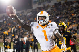 Alvin kamara showed his support for nascar's only black driver, bubba wallace, during sunday's race. Saints Notes Quotes Kamara At Nascar Saints Wrs Bayou Blitz Podcast Sports Illustrated New Orleans Saints News Analysis And More