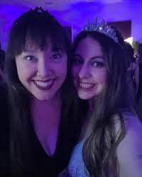 💕✨Part 2 of Romantasy Book Con Photo Dump!✨💕 See part 1 if you haven't  already!😍 The ball was such a blast and I loved getting the chance to  dance with all the