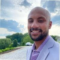 Jose Parrilla's Instagram, Twitter & Facebook