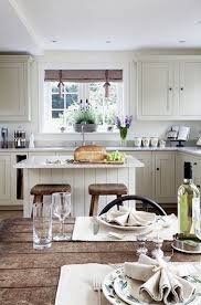 Un Manoir Dans La Campagne Anglaise Monde Deco Cuisine Campagne Cuisines Maison Cuisines Campagnardes Rustiques