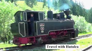 Este vorba de mocăniţa de la gura humorului. HuÅ£ulca Trenul Turistic Cu Aburi Pe Linie IngustÄ Din MoldoviÅ£a Impresii MocÄniÅ£a BucovineanÄ HuÈulca MoldoviÈa Amfostacolo