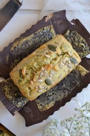 Cake Aux Courgettes Tomates Sechees Basilic Et Graines Les Recettes De Juliette Recette Recettes De Cuisine Cake Courgette