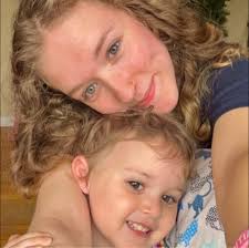 Where are outside basketball courts in Dothan, Alabama?