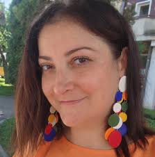 Hello guyz! Is there any technique or something special that make a soap to  look so... glossy? 🤔 Thank you!