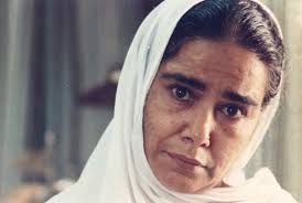 Surekha sikri (doğmuş 19 nisan 1945) bir hint tiyatrosu , film ve televizyon oyuncusu. Surekha Sikri Biography Height Life Story Super Stars Bio