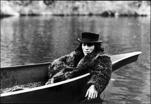 Dead Man movie review & film summary