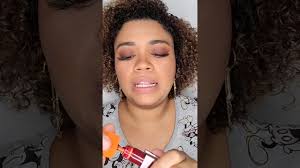 Batons HERA e MODEL da Mari Maria Makeup em pele negra. #model #Batommarrom  #maquiagem #makeup