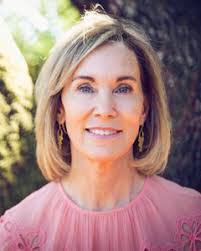 Lisa Prince's Instagram, Twitter & Facebook