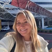 30+ "Emily Ms" profiles