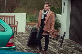 Learn about lucas reiber (actor): Bild Zu Lucas Reiber Bild Lucas Reiber Filmstarts De