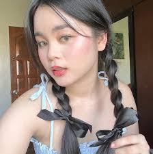 Angel Kaye's Instagram, Twitter & Facebook