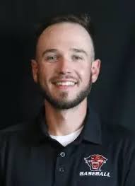 Andrew Downer's Instagram, Twitter & Facebook