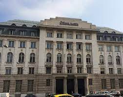 The restaurant itself is located in the historic cashier hall. Bank Austria