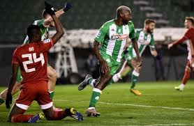 «επρεπε να παίζει με 10 ο παναθηναϊκός». Pana8hnaikos Olympiakos O Enas Epai3e To Ntermpi O Sankare To Kerdise Contra Gr