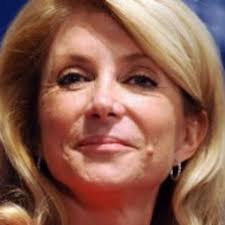Wendy Davis says she opposes 'insider deals,' but makes sure her own bread  is buttered