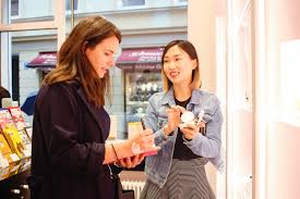 Lass dich im korean beauty house in das koreanische hautpflege ritual der 10 steps einführen. K Beauty Interview Mit Miin Cosmetics Uber Den Korean Beauty Trend Journelles