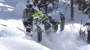 Impressively, the 2018 mc is lighter than the early release. In Depth 2018 Arctic Cat M8000 Sno Pro Snowest Magazine