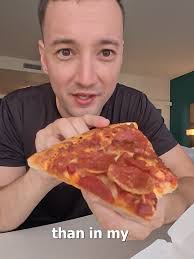 Donna Sinatra 7 Eleven Pizza