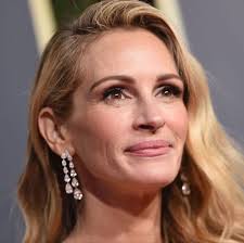 Photos, family details, video, latest news 2021. Julia Roberts S Anti Aging Skincare Tips