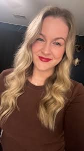 Marci Stewart's Instagram, Twitter & Facebook