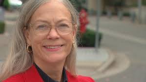 Se lancer en politique comme mairesse, mais à quel prix?