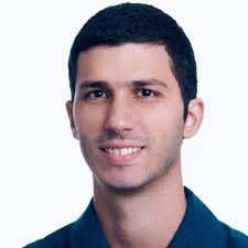 Carlos Ravelo's Instagram, Twitter & Facebook