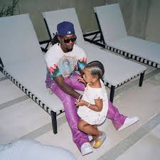 We have no control over the content of these pages. Cardi B Offset Completement Gaga De Kulture La Fille De Son Pere Toutes Les Actualites Des People